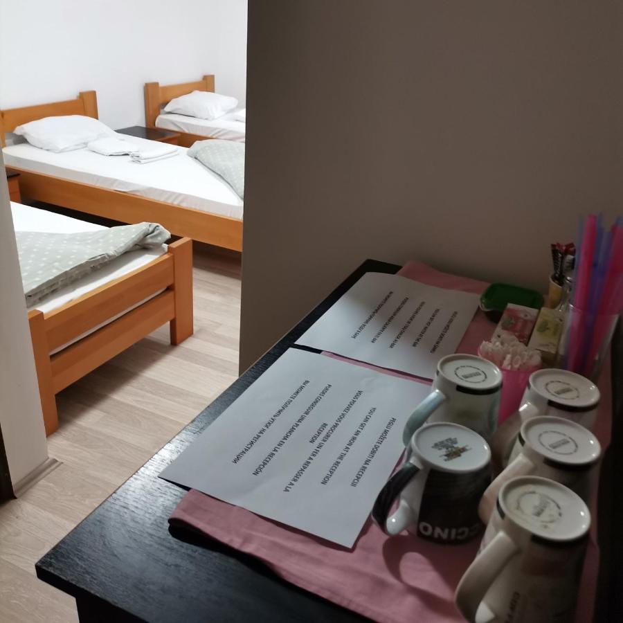 Hotel Duga Novi Sad Bagian luar foto