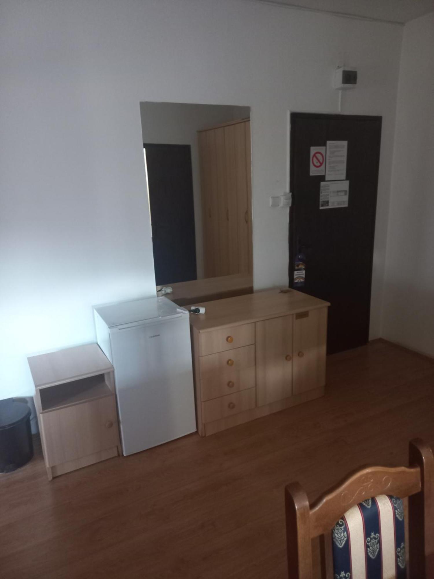 Hotel Duga Novi Sad Bagian luar foto